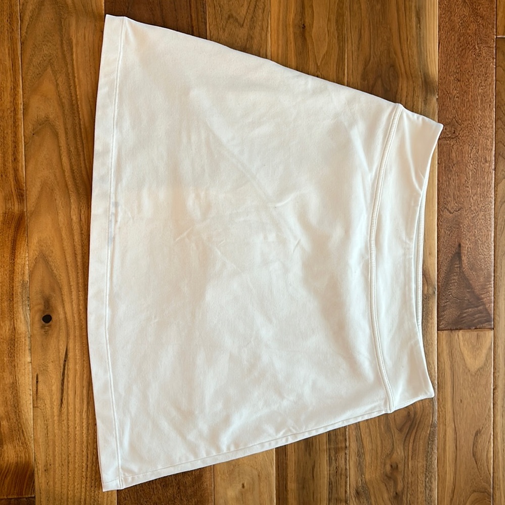 Athleya White sweet sport skort